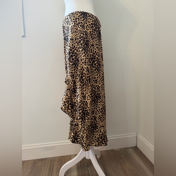 Code X Mode Size XL Nordstrom Leopard Print Asymmetrical Midi - Picture 7 of 11
